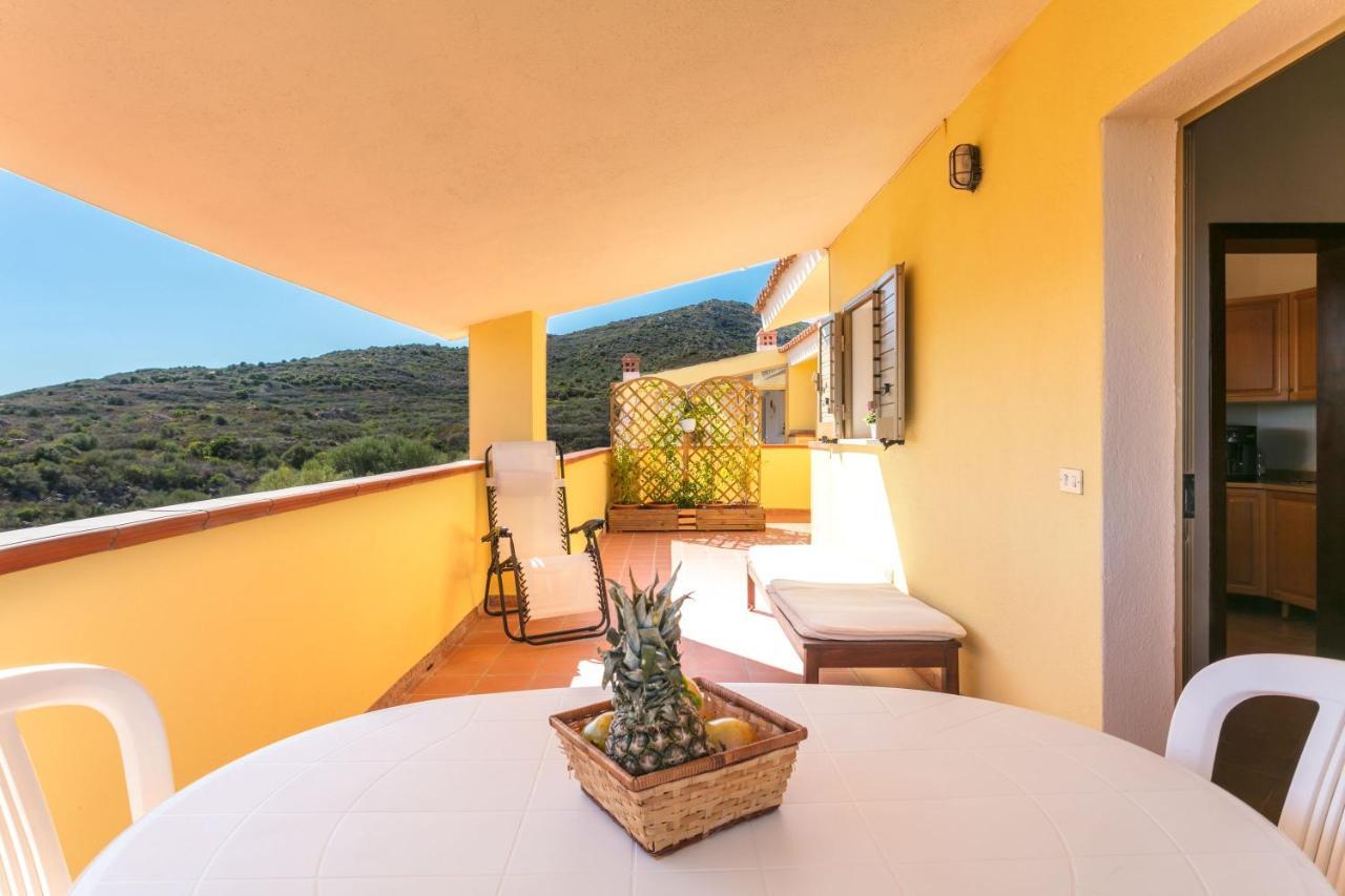 Appartement Casa Relax à Porto San Paolo  Extérieur photo