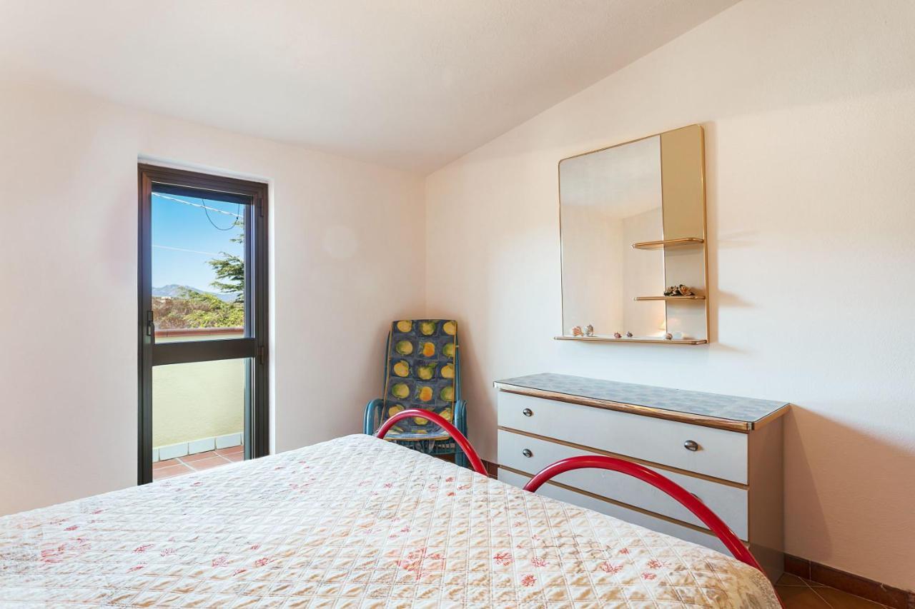 Appartement Casa Relax à Porto San Paolo  Extérieur photo
